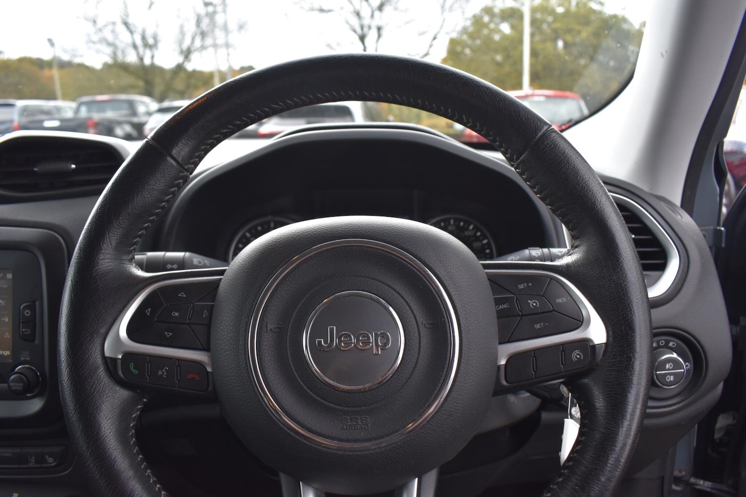 Used Jeep Renegade 2015 for sale - 76658089: Photo 26