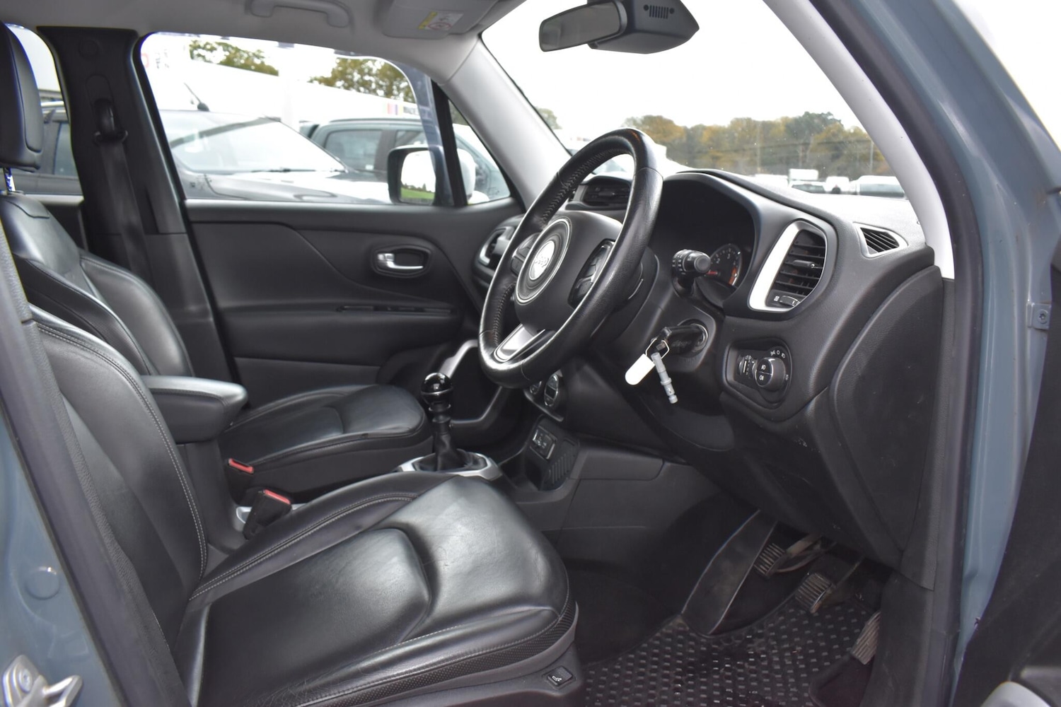 Used Jeep Renegade 2015 for sale - 76658089: Photo 35