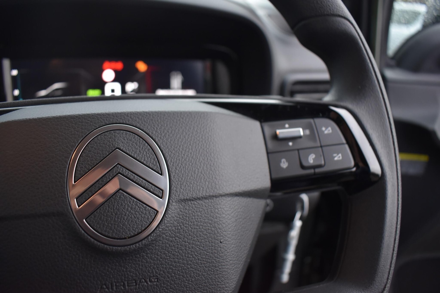 Used Citroen Berlingo 2024 for sale - 76849746: Photo 25