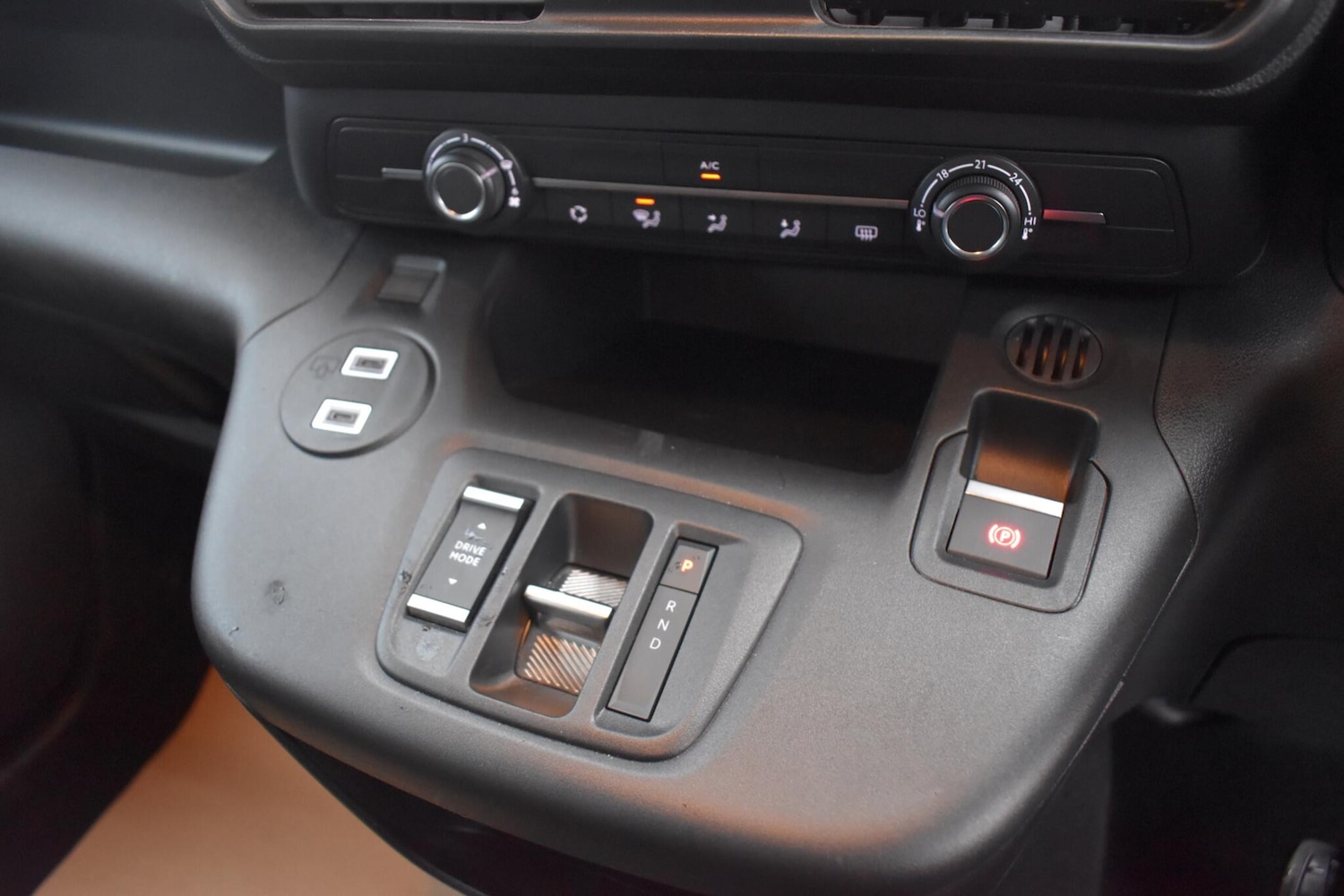 Used Citroen Berlingo 2024 for sale - 76849746: Photo 27