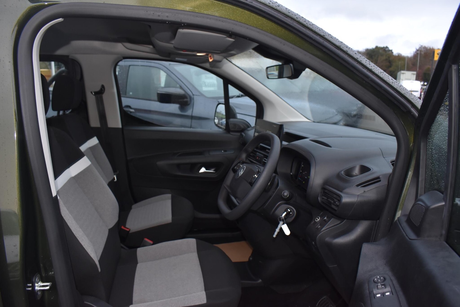 Used Citroen Berlingo 2024 for sale - 76849746: Photo 30