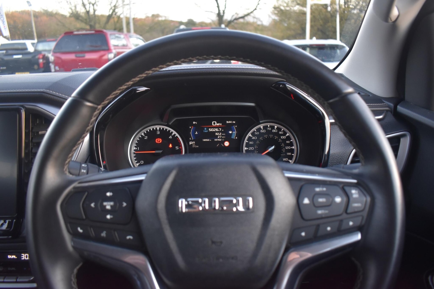 Used Isuzu D-Max 2024 for sale - 76633317: Photo 15