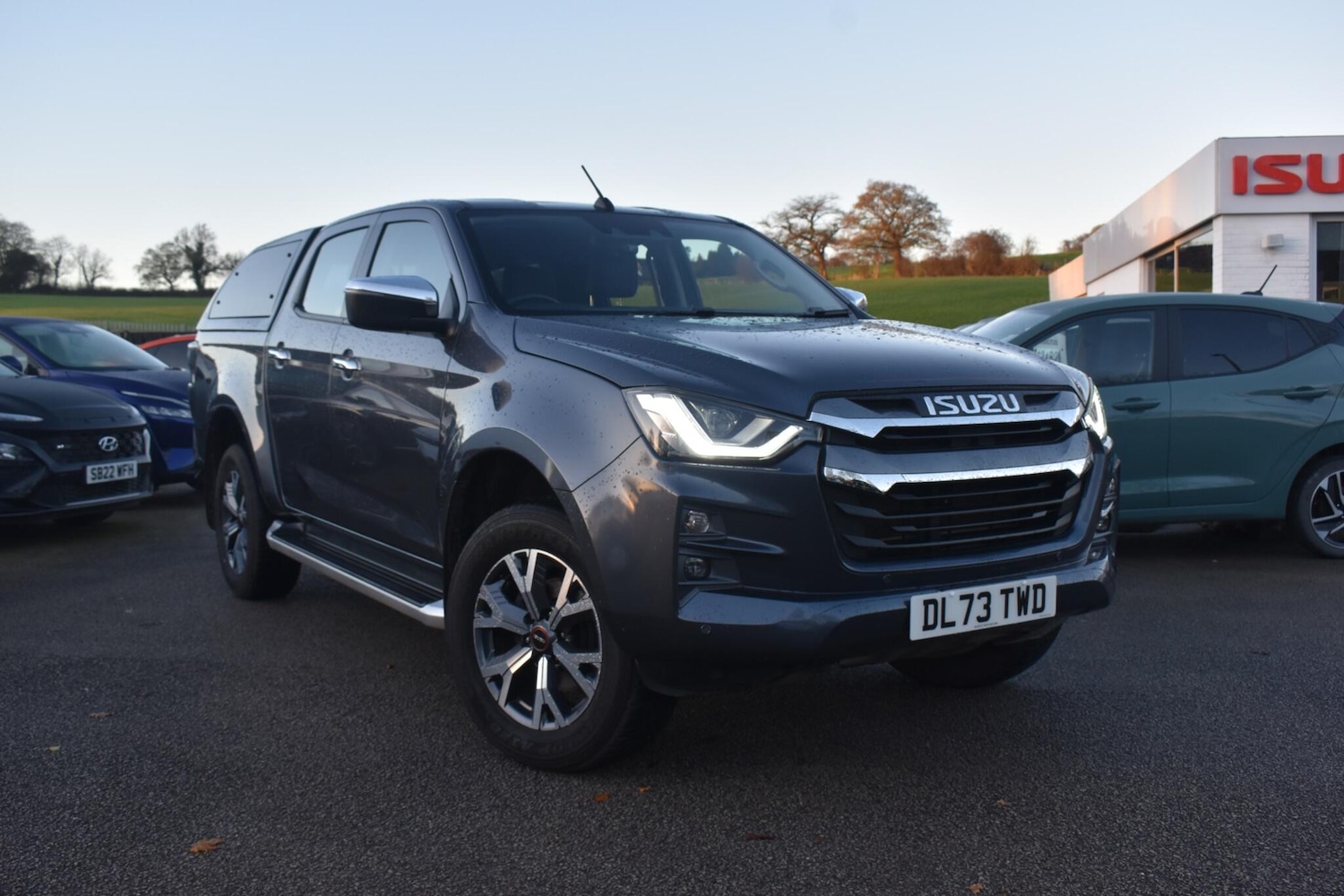 Used Isuzu D-Max 2024 for sale - 76633317: Photo 3