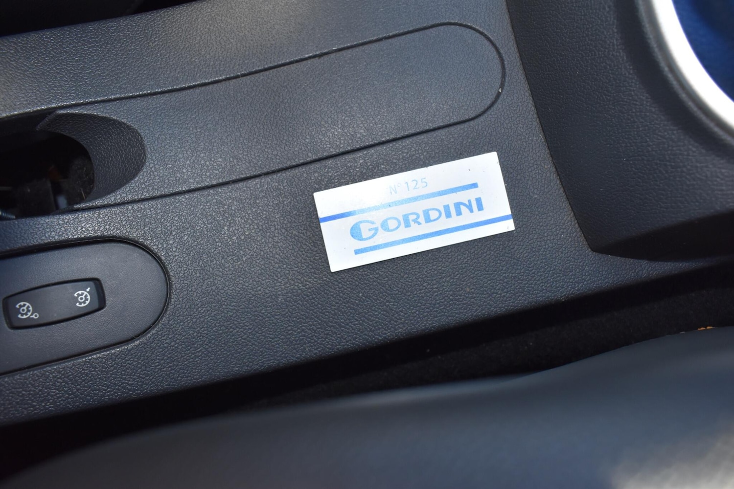 Used Renault Clio for sale - 77279858: Photo 4