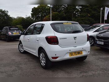 Used Dacia Sandero 2020 for sale - 76989772: Photo