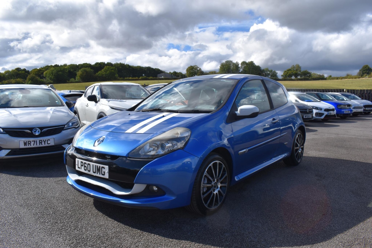 Used Renault Clio 2011 for sale - 76995662: Photo 10