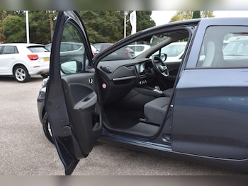 Used Renault Zoe 2021 for sale - 76227574: Photo 4