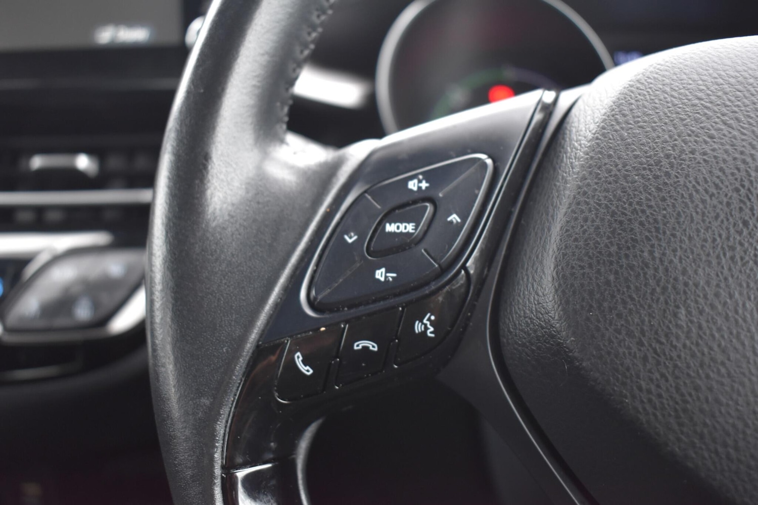 Used Toyota C-HR 2020 for sale - 76991560: Photo 26