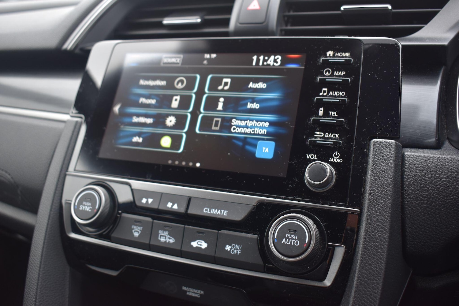 Used Honda Civic 2020 for sale - 76765165: Photo 18