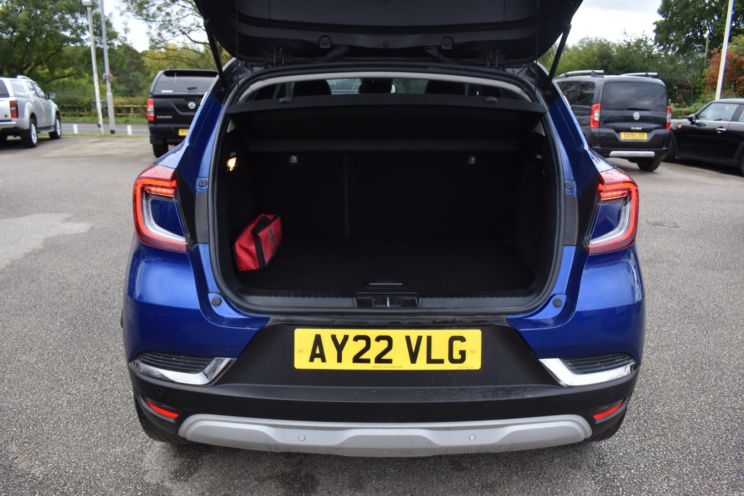 Used Renault Captur 2022 for sale - 76989254: Photo 9