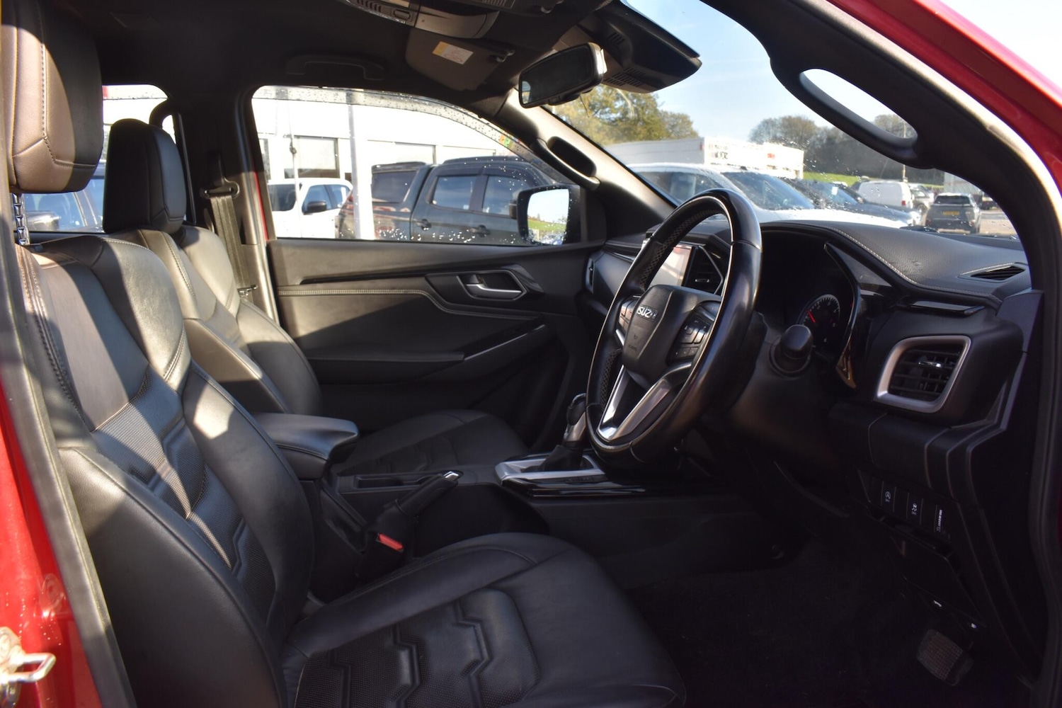 Used Isuzu D-Max 2023 for sale - 76537677: Photo 24