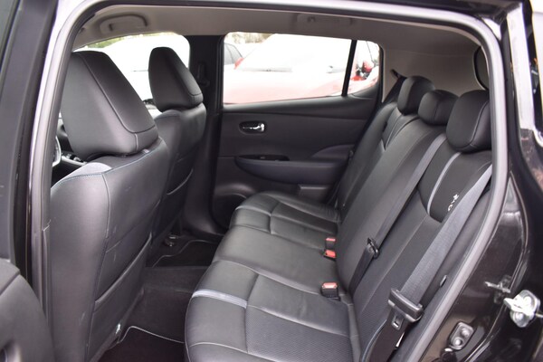 Used Nissan Leaf 2018 for sale - 74043201: Photo 15