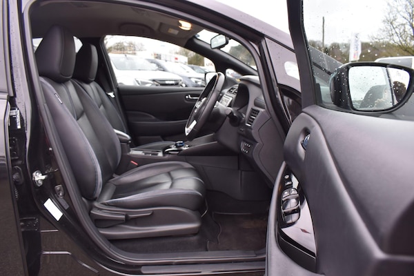Used Nissan Leaf 2018 for sale - 74043201: Photo 6