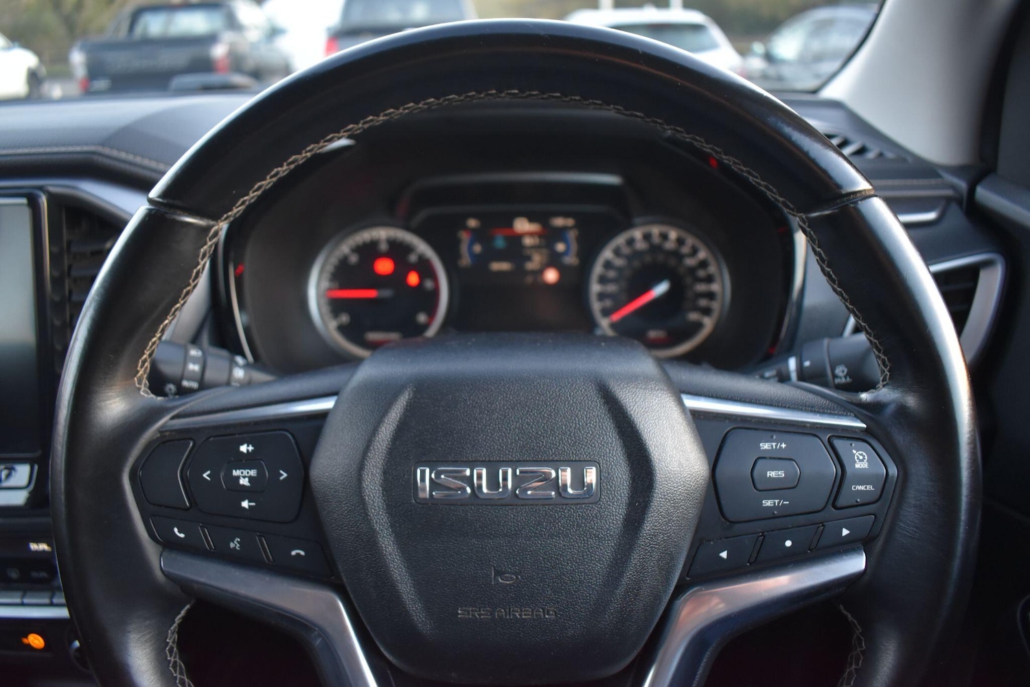 Used Isuzu D-Max 2021 for sale - 76742731: Photo 9