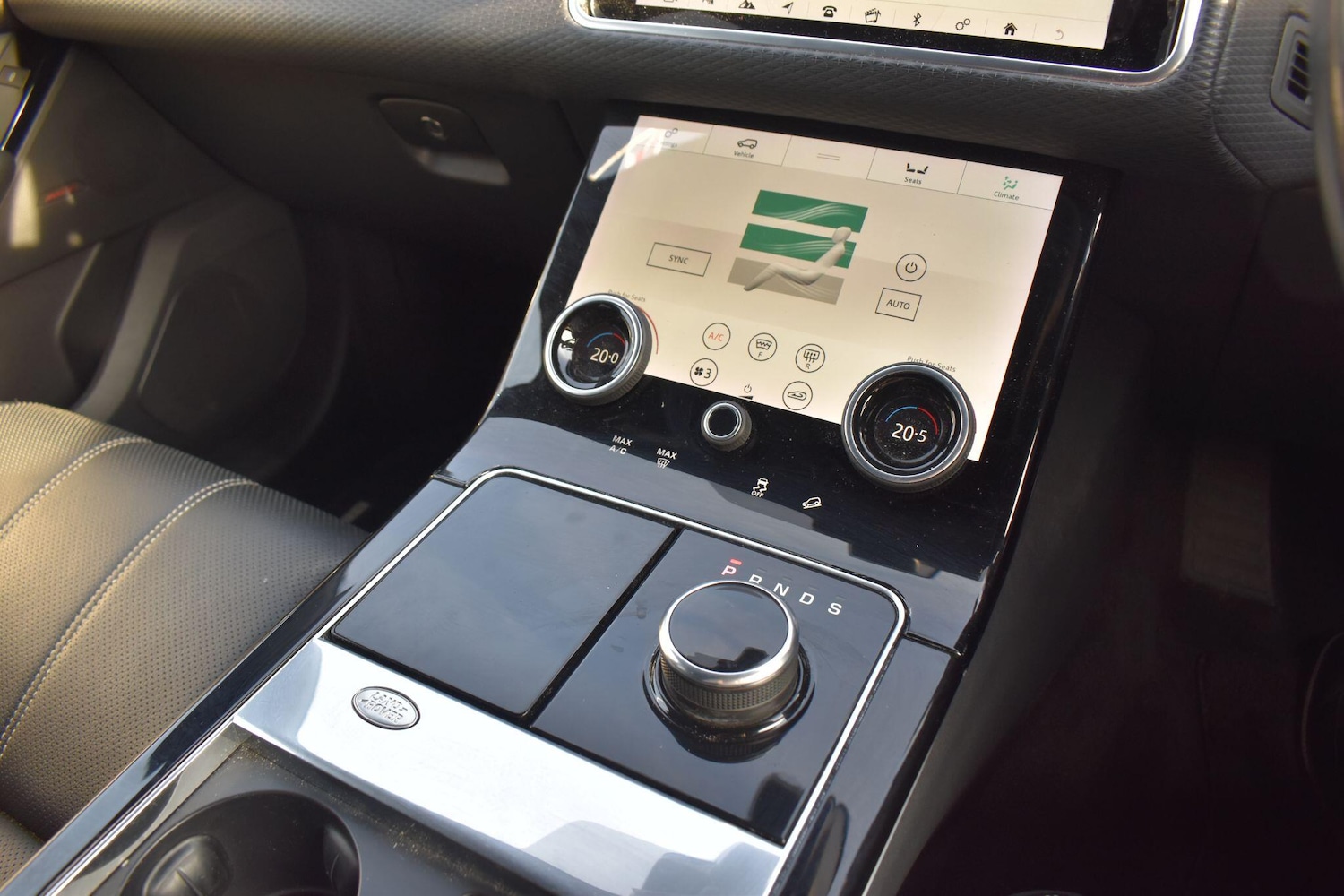 Used Land Rover Range Rover Velar 2018 for sale - 77957845: Photo 9