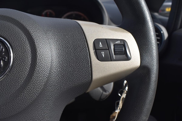 Used Vauxhall Corsa 2009 for sale - 74738506: Photo 22