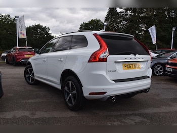 Used Volvo XC60 2017 for sale - 79577385: Photo