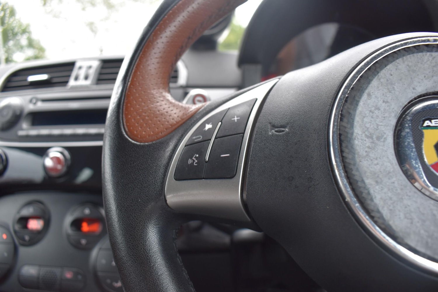 Used Abarth 595 2014 for sale - 76000992: Photo 25