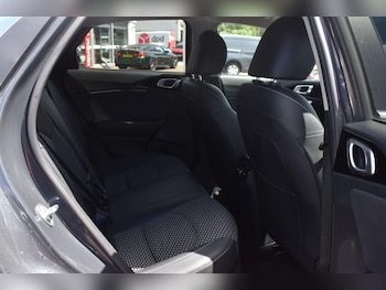 Used Kia XCeed 2023 for sale - 78892008: Photo