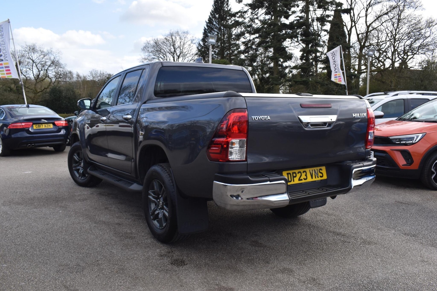 Used Toyota Hilux 2023 for sale - 78072091: Photo 2