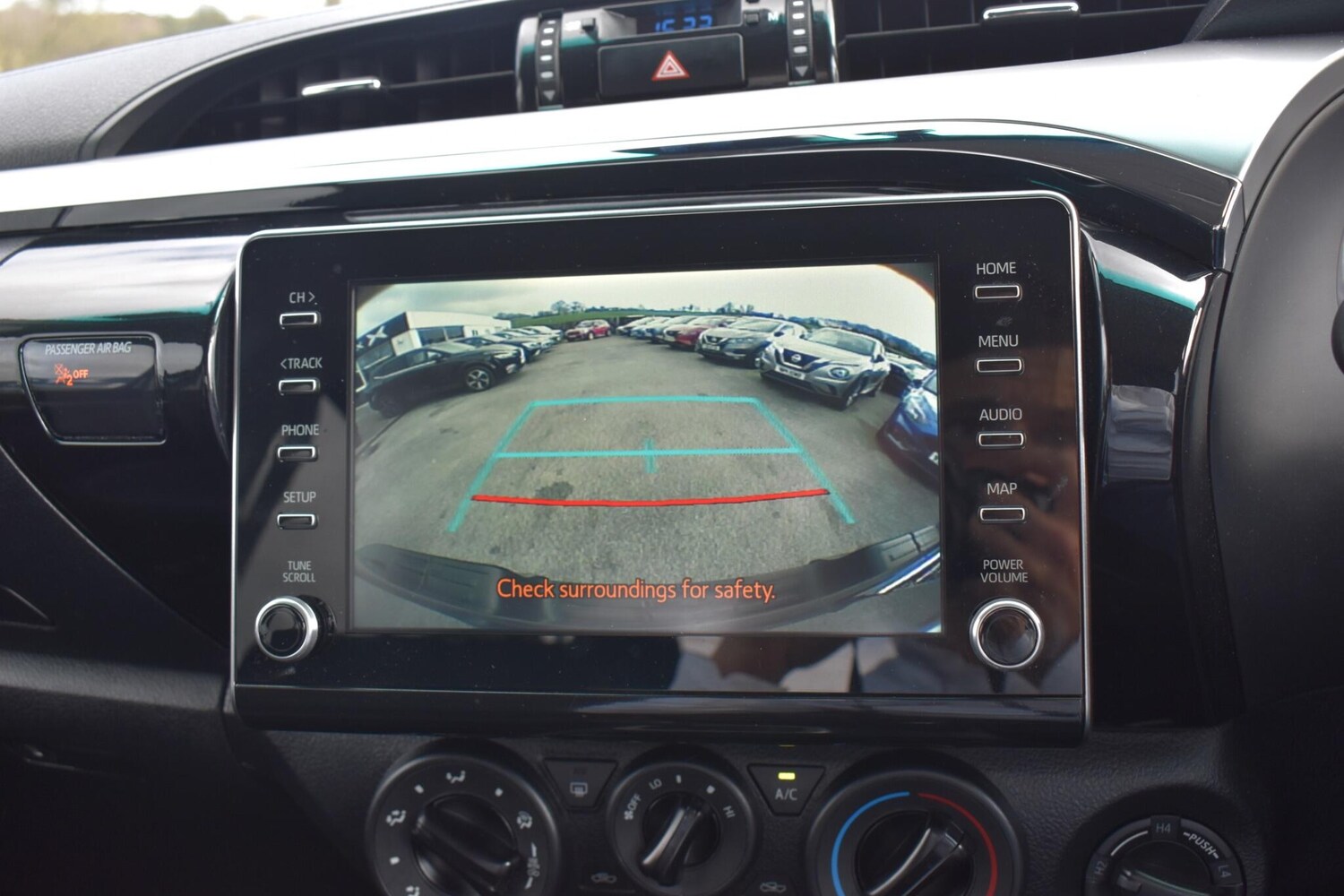 Used Toyota Hilux 2023 for sale - 78072091: Photo 22