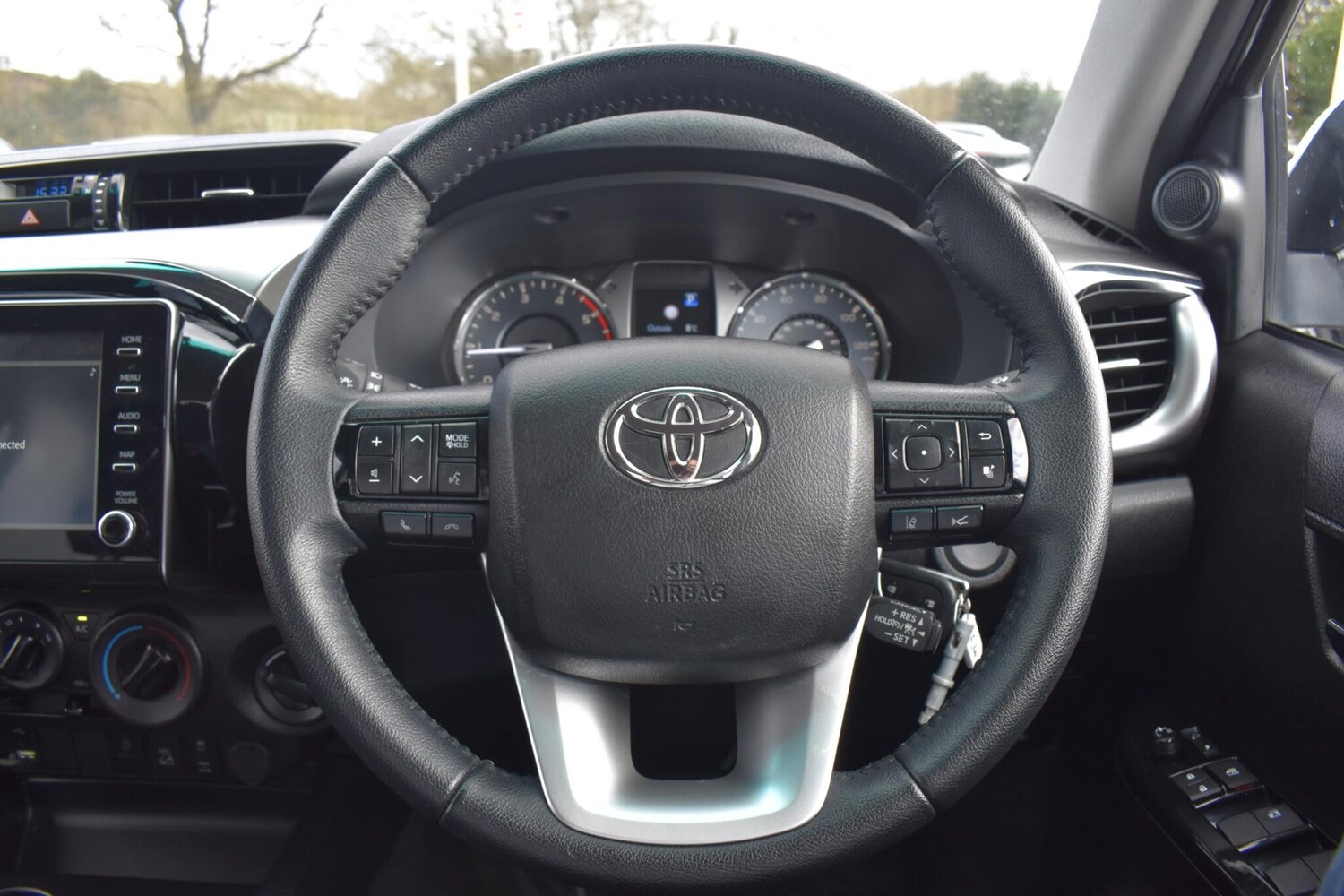 Used Toyota Hilux 2023 for sale - 78072091: Photo 25