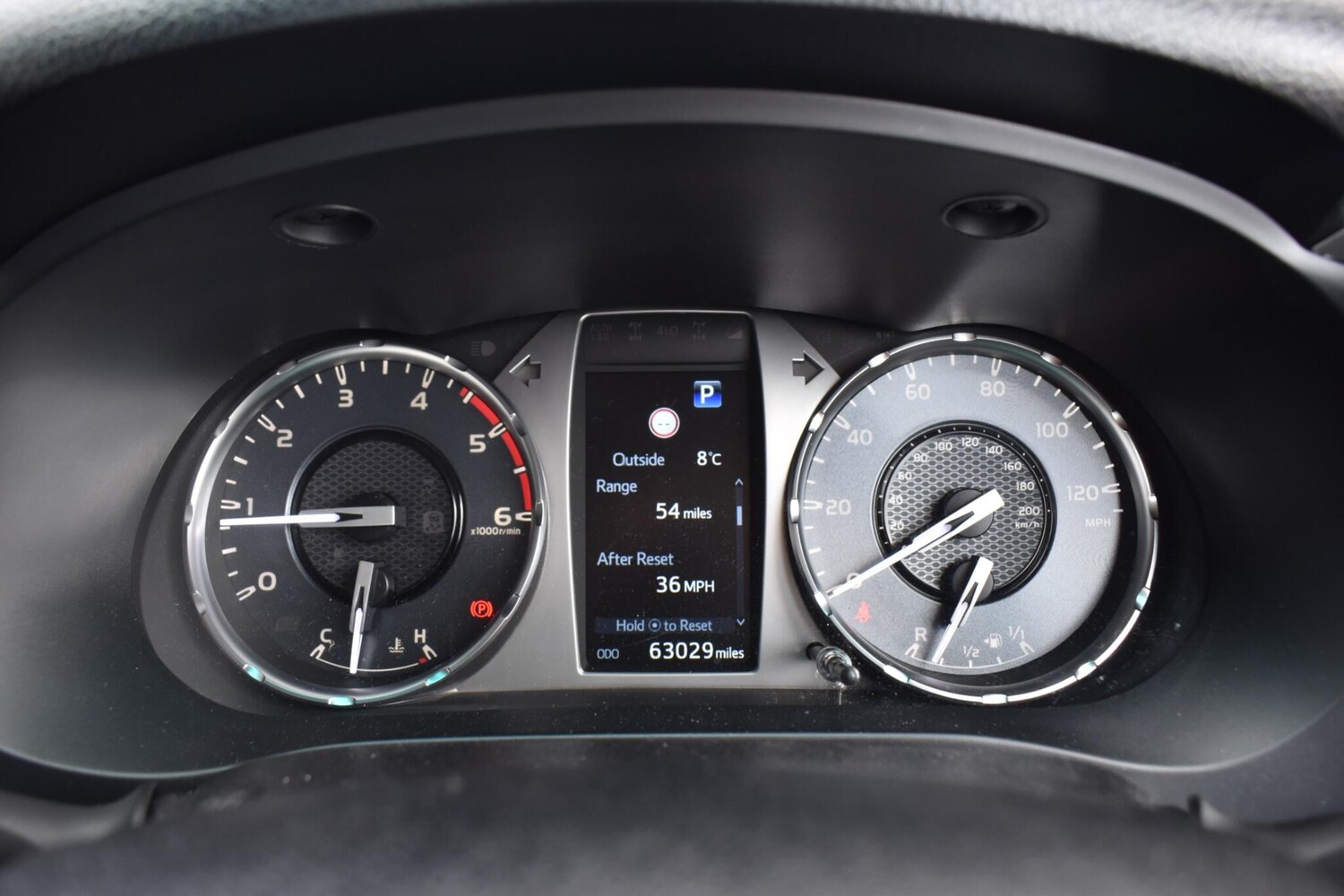 Used Toyota Hilux 2023 for sale - 78072091: Photo 26