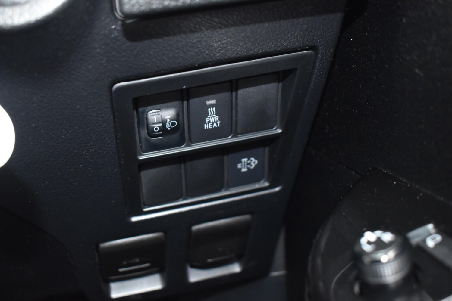 Used Toyota Hilux 2023 for sale - 78072091: Photo 27