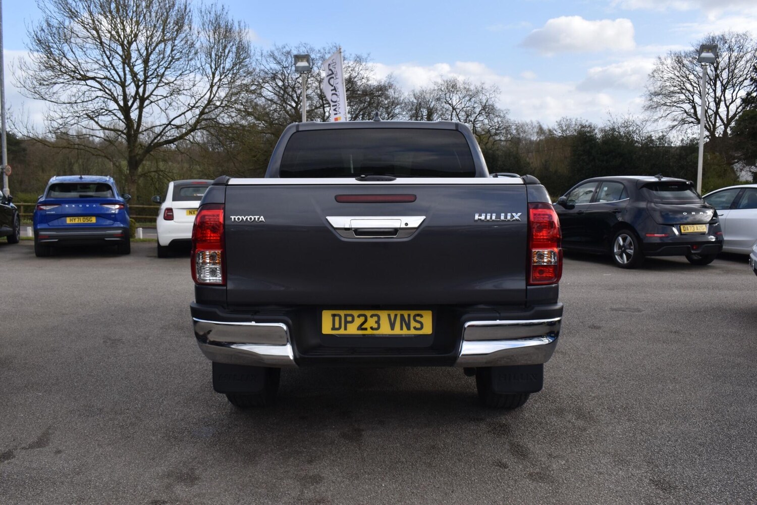 Used Toyota Hilux 2023 for sale - 78072091: Photo 9