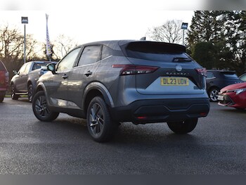 Used Nissan Qashqai 2023 for sale - 76976196: Photo