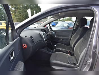Used Renault Captur 2017 for sale - 79609715: Photo