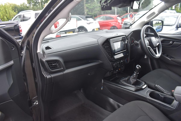 Used Isuzu D-Max 2024 for sale - 75351857: Photo 16