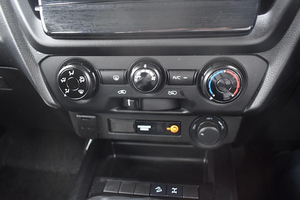 Used Isuzu D-Max 2024 for sale - 75351857: Photo 19