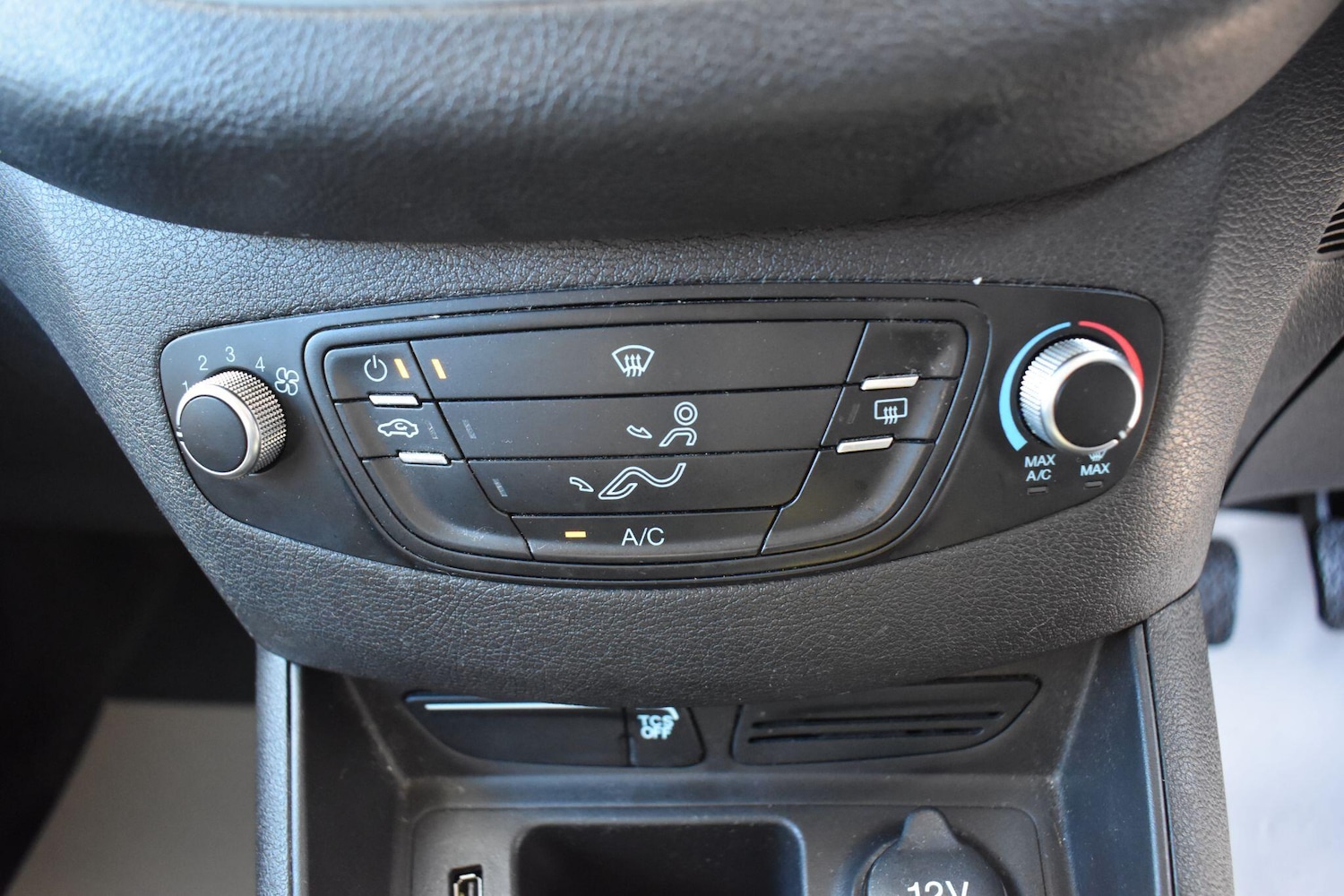 Used Ford Transit Courier 2018 for sale - 76572322: Photo 13