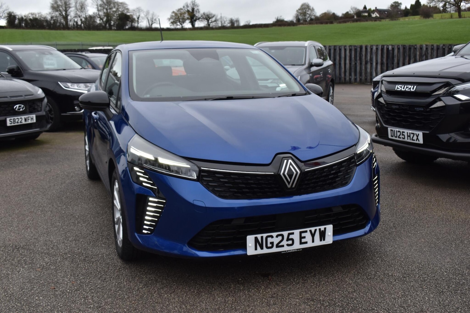 Used Renault Clio 2025 for sale - 76700982: Photo 11