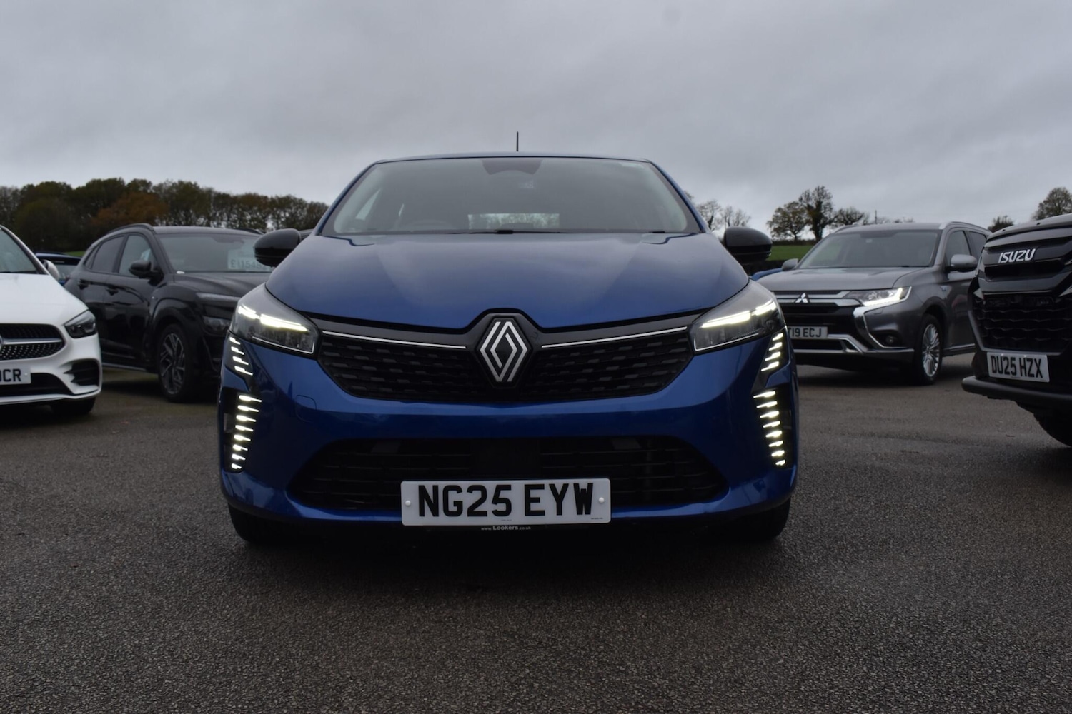 Used Renault Clio 2025 for sale - 76700982: Photo 12