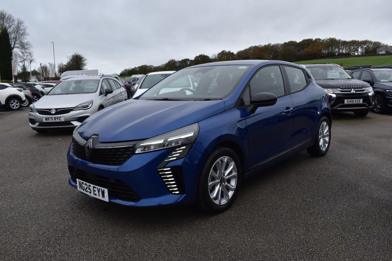 Used Renault Clio 2025 for sale - 76700982: Photo 13