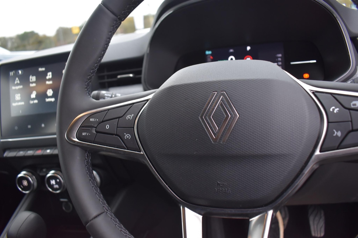 Used Renault Clio 2025 for sale - 76700982: Photo 21