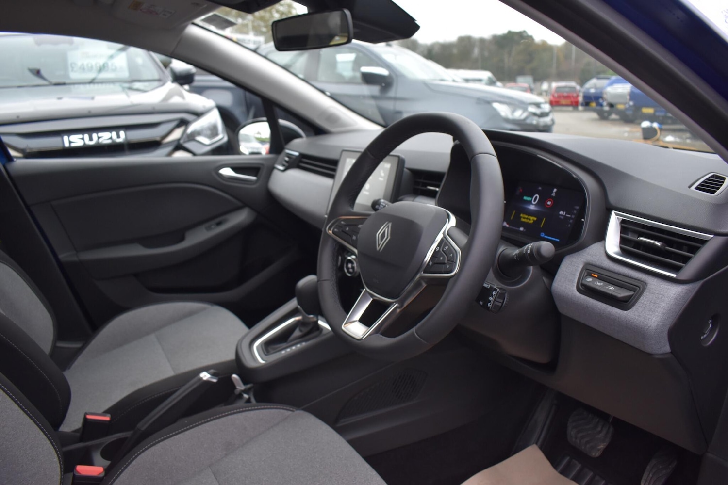 Used Renault Clio 2025 for sale - 76700982: Photo 25