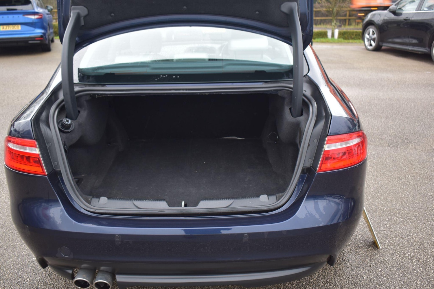 Used Jaguar XE for sale - 77524394: Photo 19