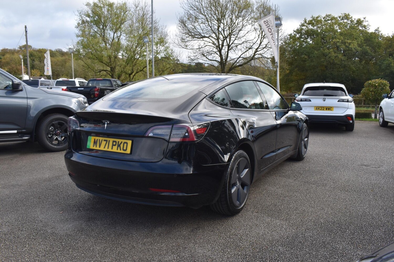 Used Tesla Model 3 2021 for sale - 76306346: Photo 11