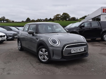 MINI Hatch feature image