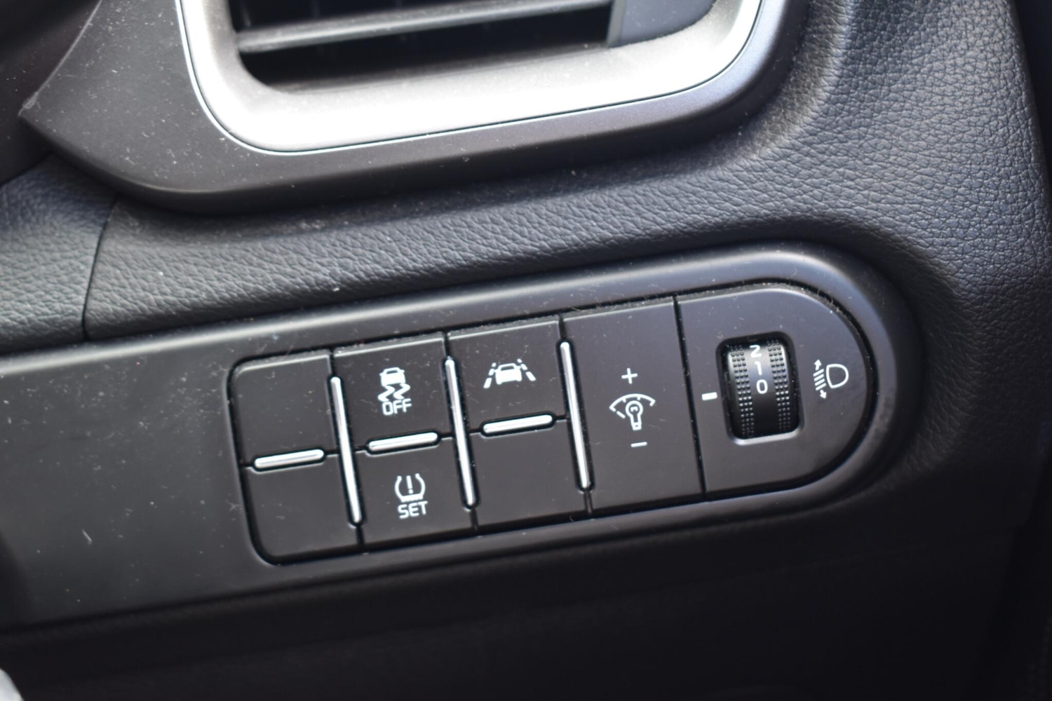 Used Kia Ceed 2020 for sale - 76988300: Photo 14