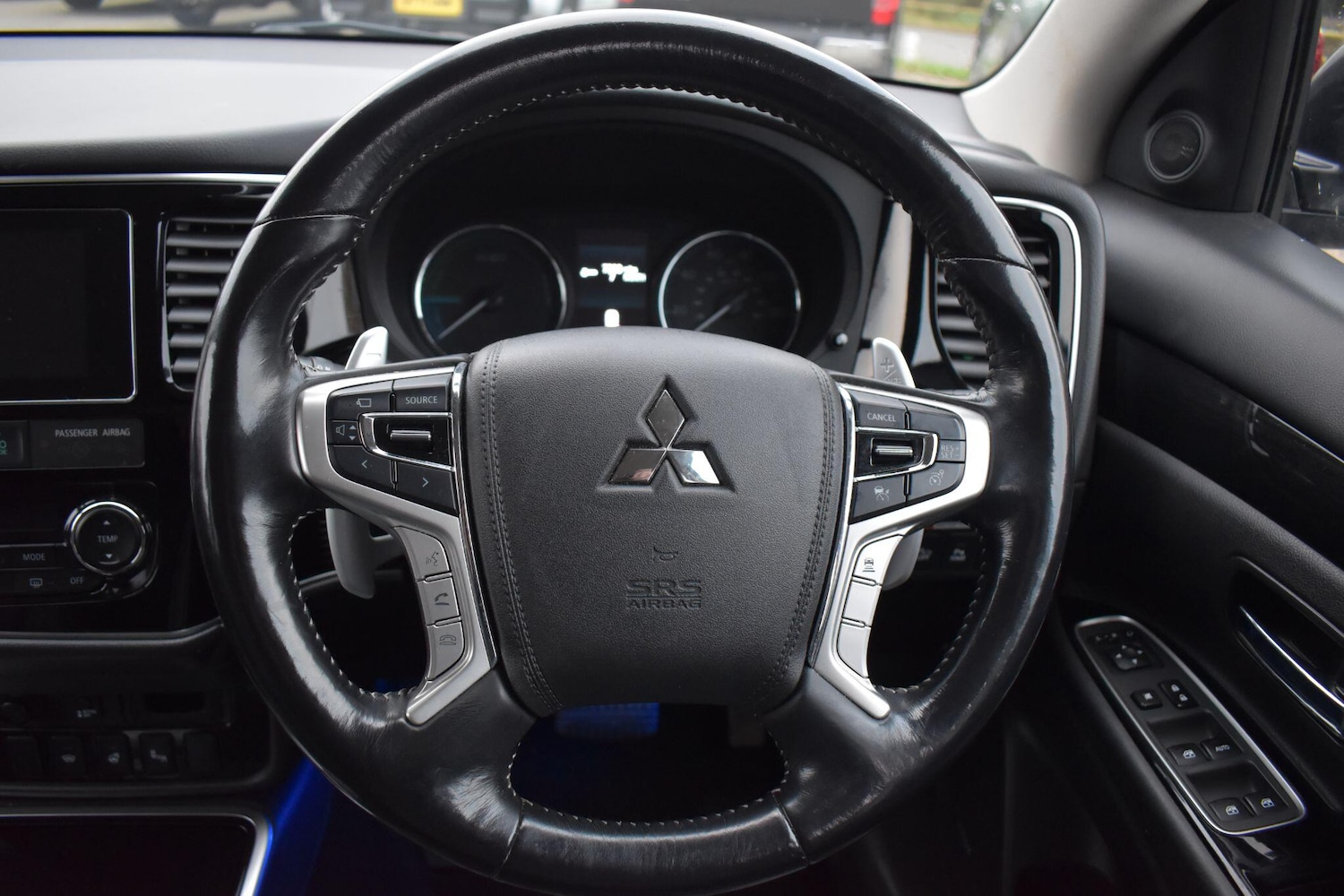 Used Mitsubishi Outlander 2018 for sale - 76584777: Photo 12