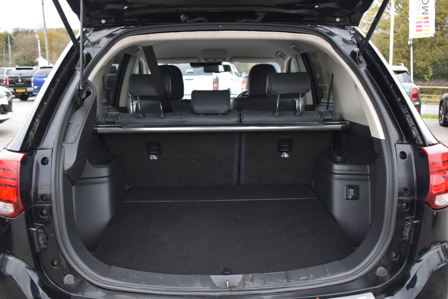 Used Mitsubishi Outlander 2018 for sale - 76584777: Photo 18