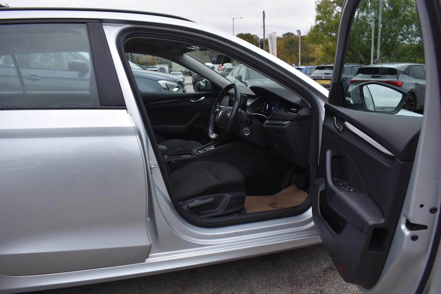 Used Skoda Octavia 2022 for sale - 76296103: Photo 8