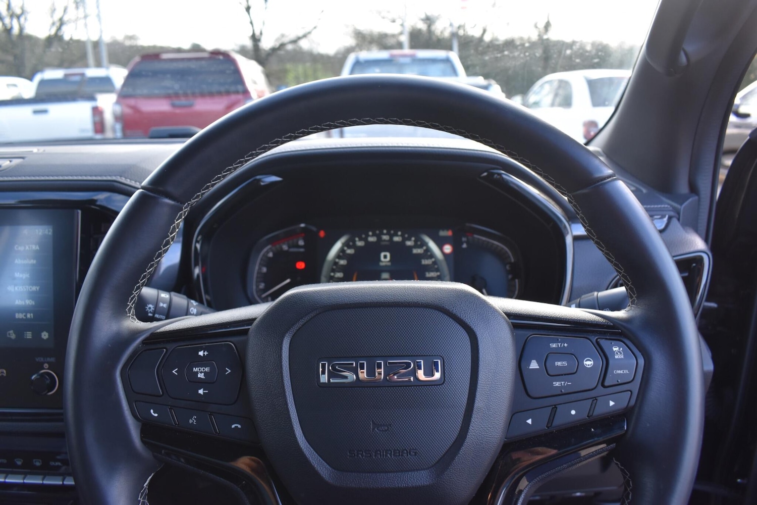 Used Isuzu D-Max 2025 for sale - 77040952: Photo 24