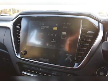 Used Isuzu D-Max 2025 for sale - 77040952: Photo