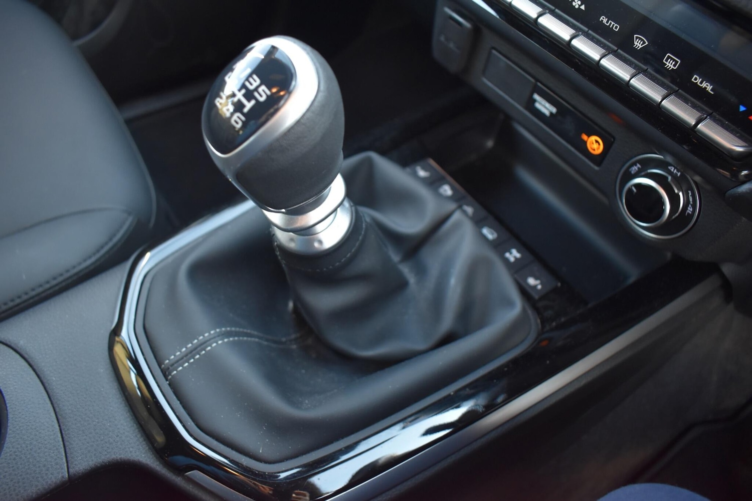 Used Isuzu D-Max 2025 for sale - 77040952: Photo 6