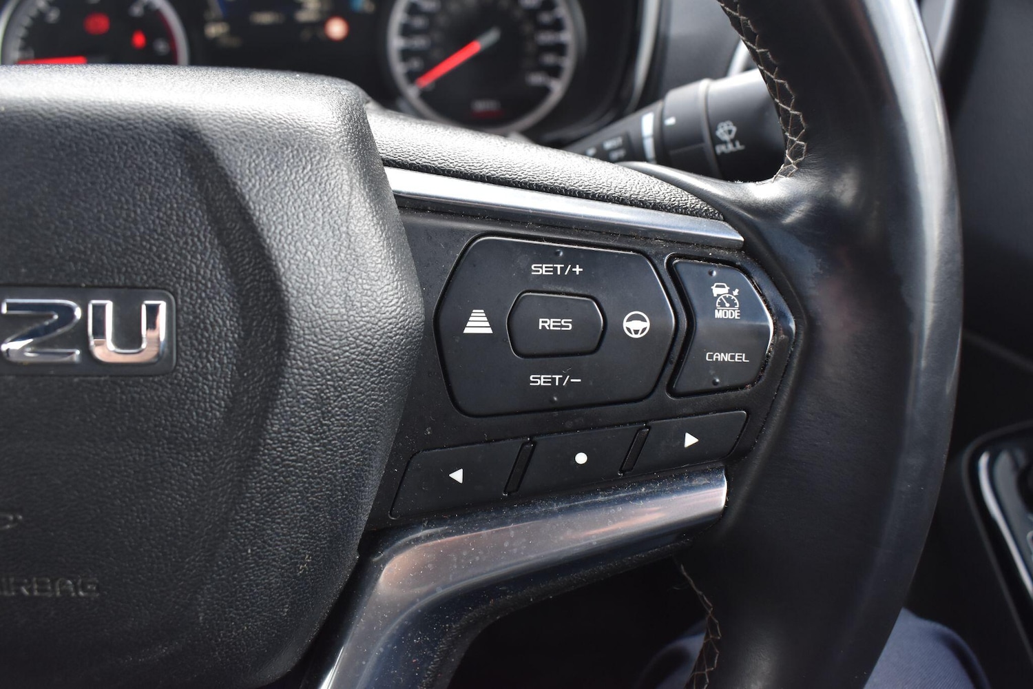 Used Isuzu D-Max for sale - 77705611: Photo 43